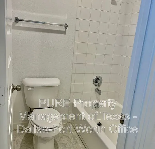 3918 Rochelle Ln — Photo 30