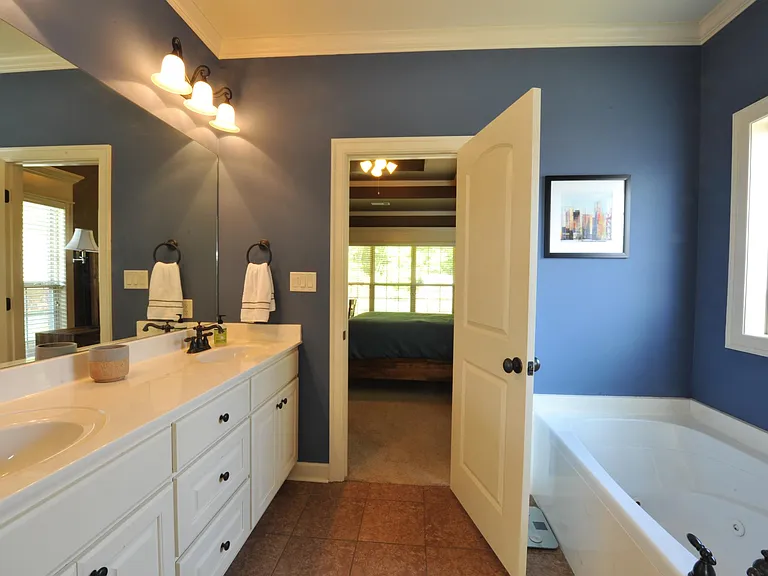 1416 Lansing St — Photo 14