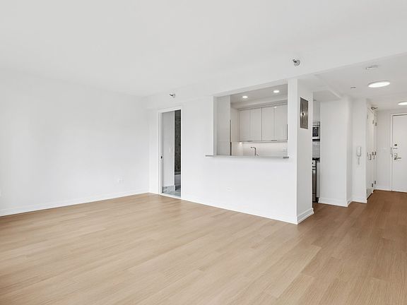 5th image of 75 W End Ave APT C9k