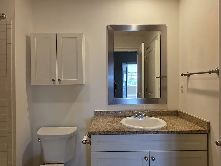 314-22 Walnut St #503 — Photo 22