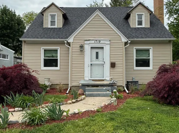 1719 Margaret Ave SE, Grand Rapids, MI 49507
