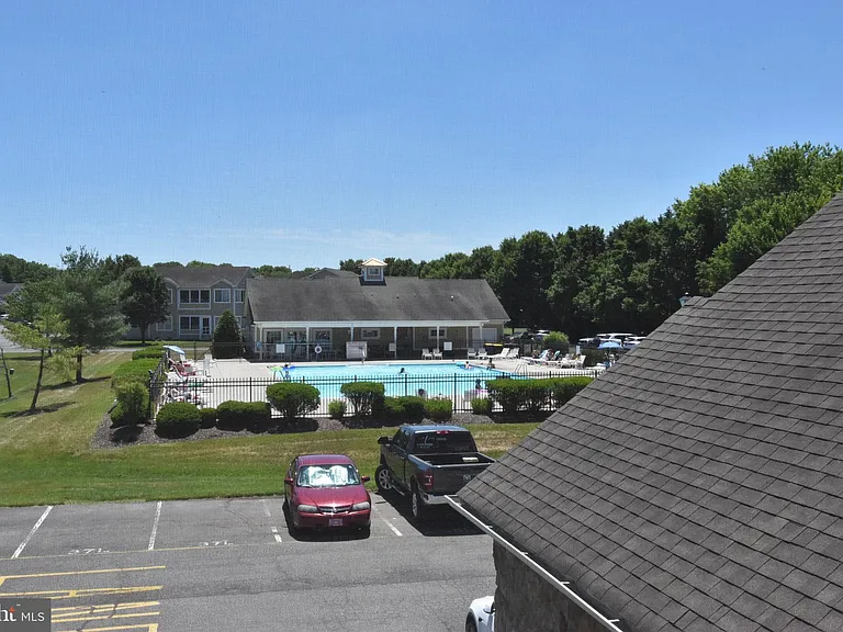 N Sagamore — Photo 12