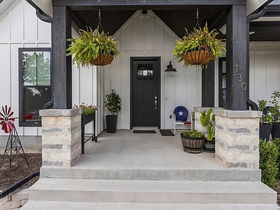 2nd image of 130 Mountain View Trl