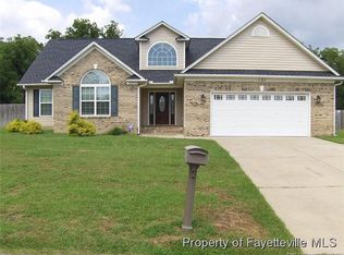 151 Club Forge Ln, Raeford, NC 28376