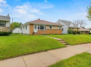4163 N 70th St, Milwaukee, WI 53216