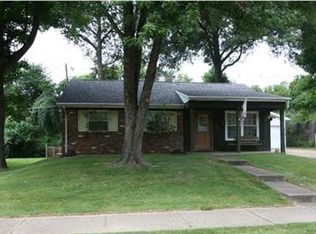 6008 Berry Ln, Evansville, IN 47710