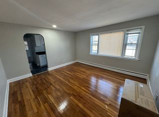 26 Golden hill, Milford, CT 06460