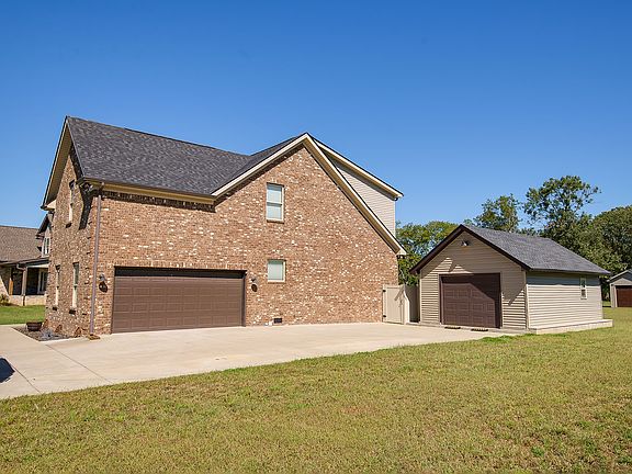 2nd image of 1227 Matheus Dr