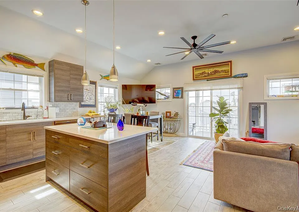 48 Wyoming Ave #2