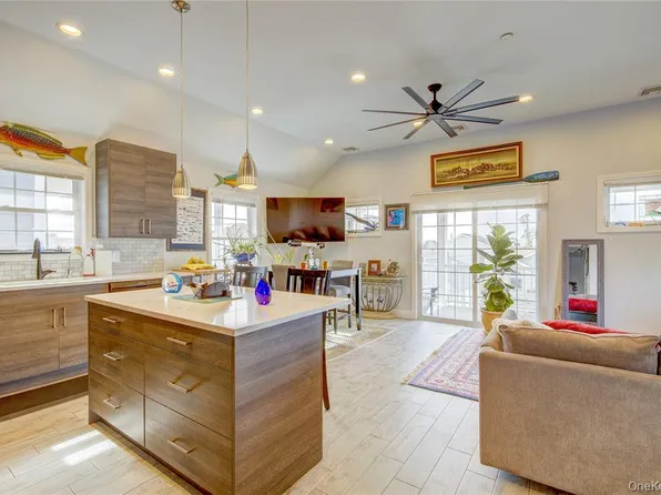 48 Wyoming Ave, Long Beach, NY