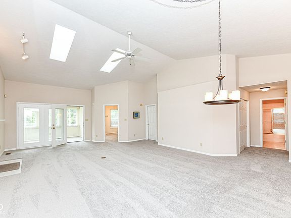 5th image of 7404 Brackenwood Cir N