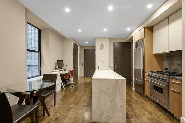 Sold by Compass | media 5