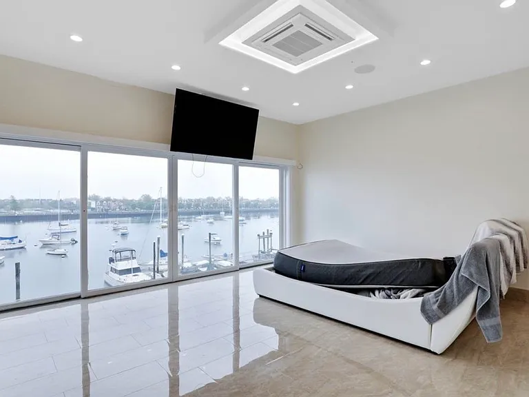 11 Waldane Ct #2 — Photo 9