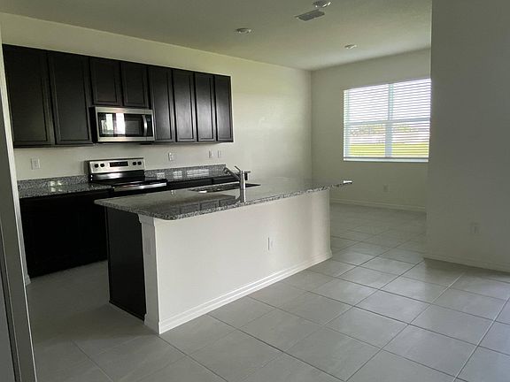 Kitchen and Breakfast Nook