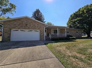 13312 Dawn Ave NW, Uniontown, OH