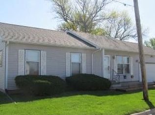 307 7th Ave SW, State Center, IA 50247