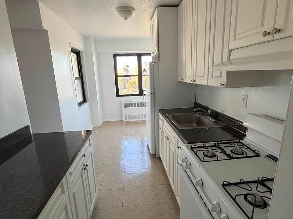 2nd image of 85-11 Elmhurst Ave #33J