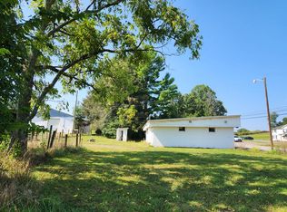 21335 Green Spring Rd, Abingdon, VA 24211