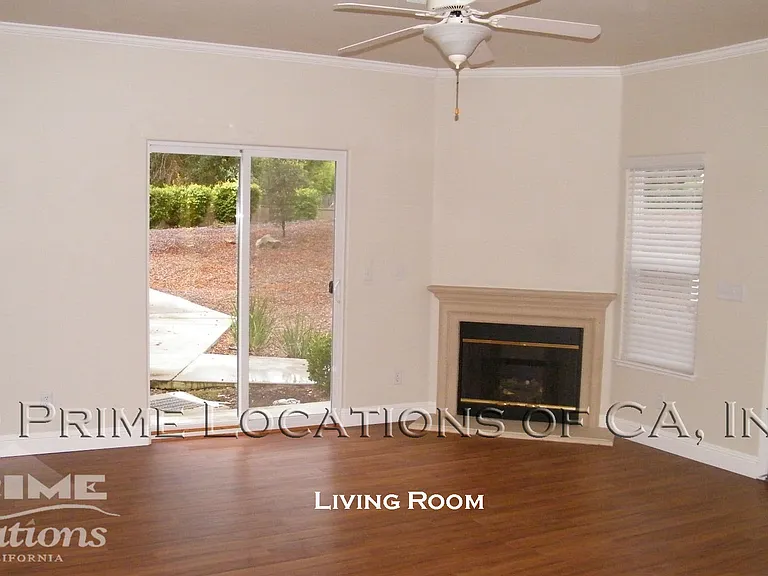 656 Shasta Oaks Cir — Photo 2