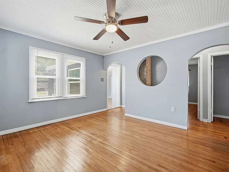 1419 E Jean St — Photo 13