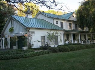 711 Springvale Rd, Great Falls, VA 22066