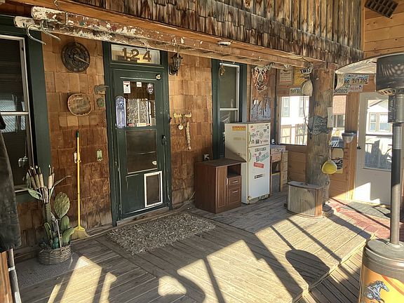 5th image of 124 Central Main St