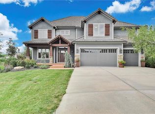 16211 Overbrook Ln, Stilwell, KS 66085