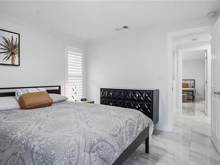 455 Bayside Ave — Photo 8