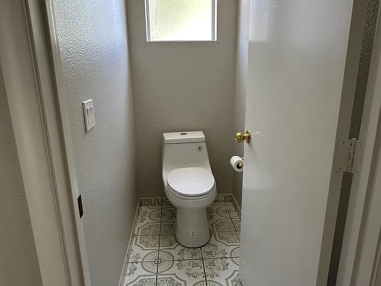 4160 Country Garden Ave — Photo 13
