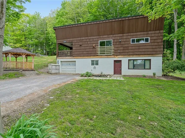 97 & 99 Wayne St, Mexico, NY 13114