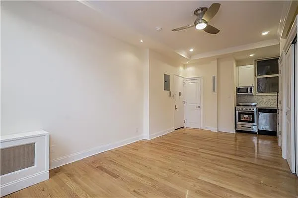 Rented by Avenue Sotheby's International Realty | media 15