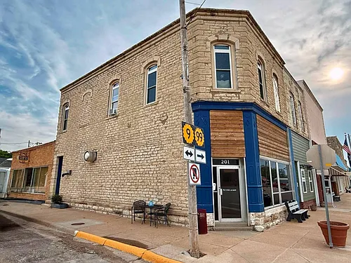 201 1/2 N Kansas Ave Photo 1