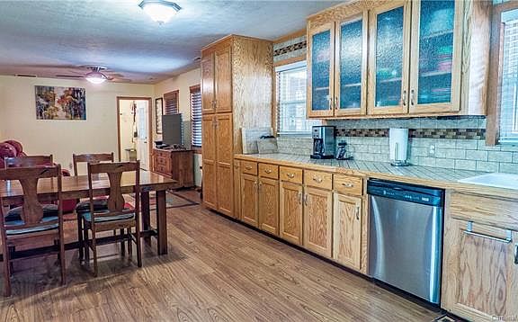 5th image of 3617 Dandridge Cres