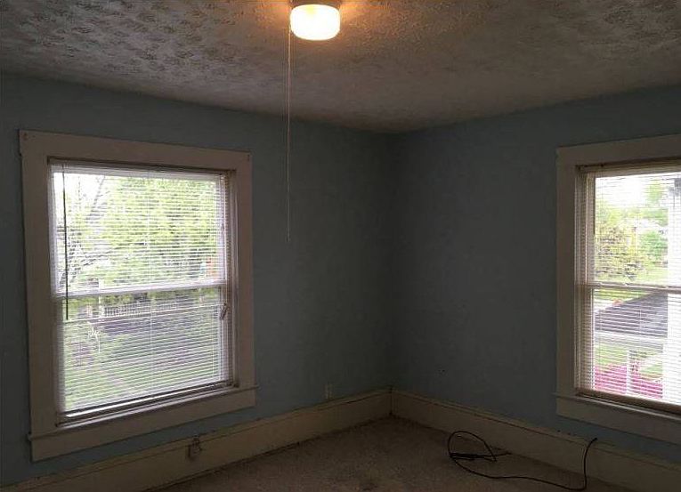 1st image of 425 W Maryland Ave