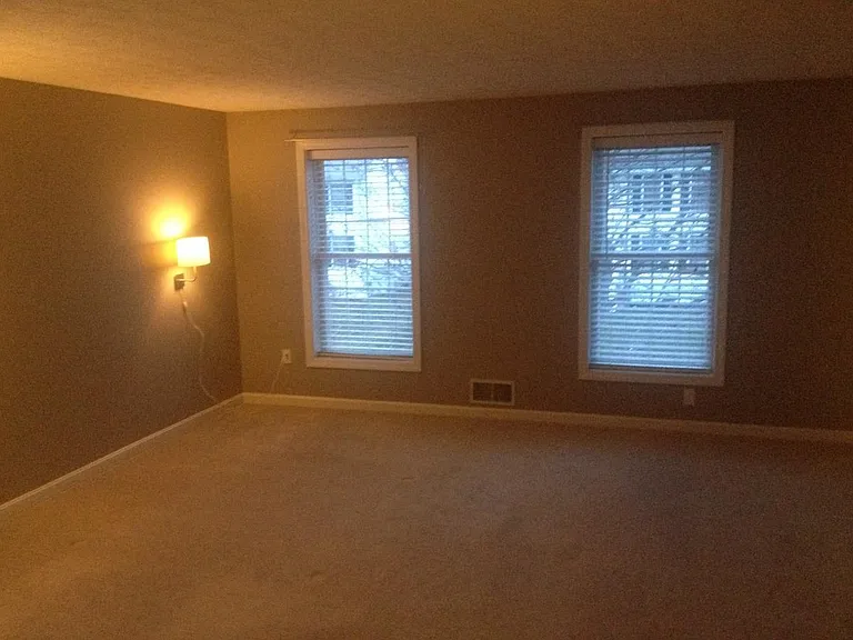 16 Ivywood Ln — Photo 16