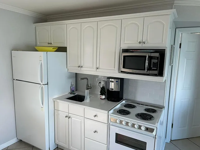 16 Paradise Ln #201 — Photo 9