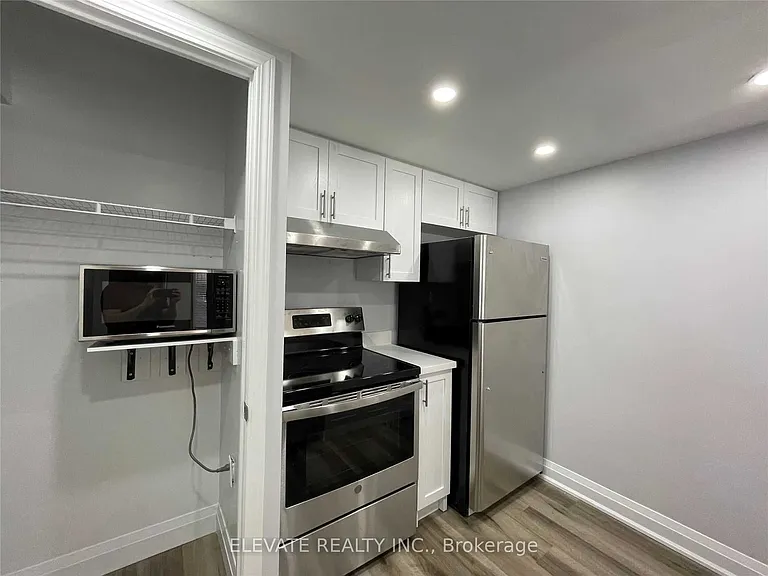 68 Douro St #111 — Photo 12