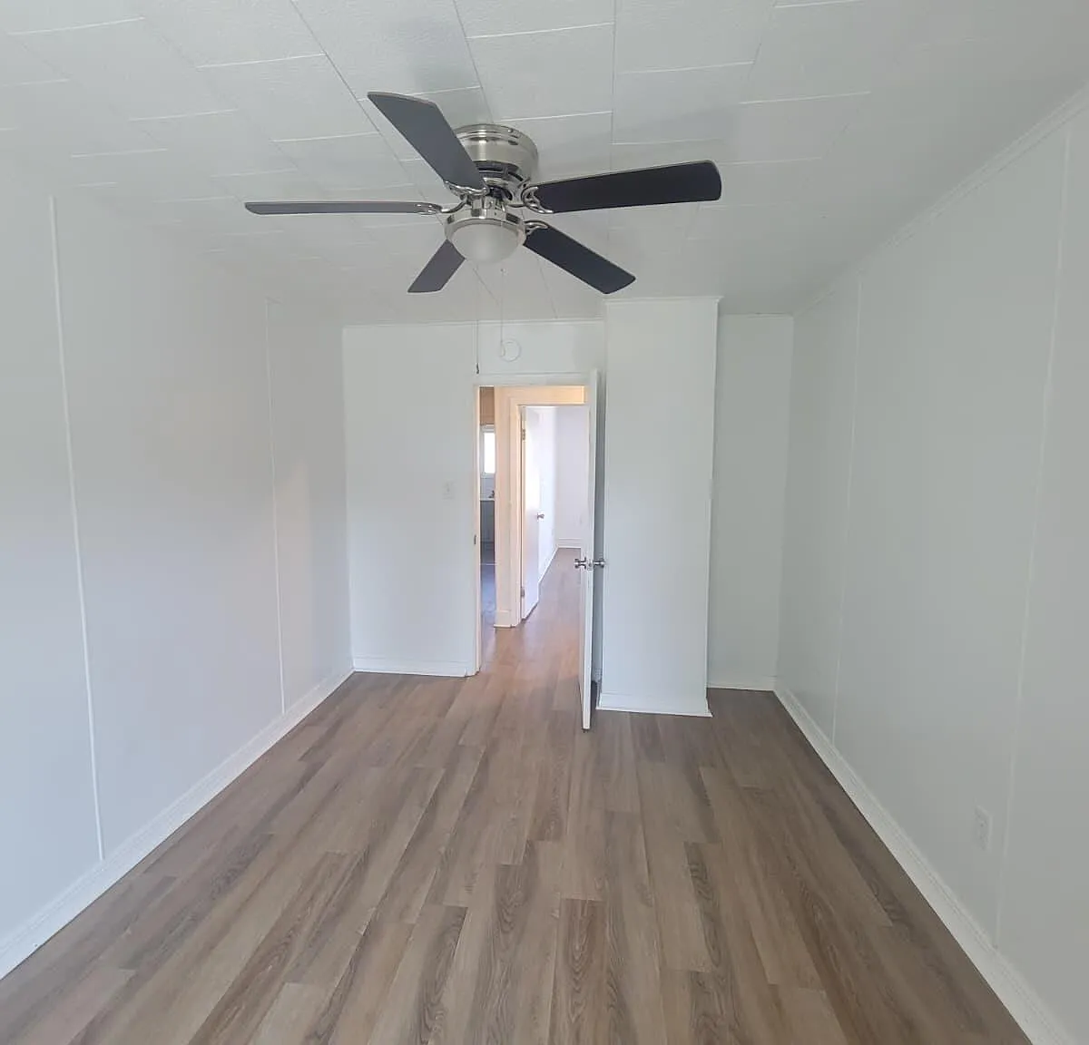 2 bed, 1.0 bath, 1200 sqft, $1,200 — Photo 4