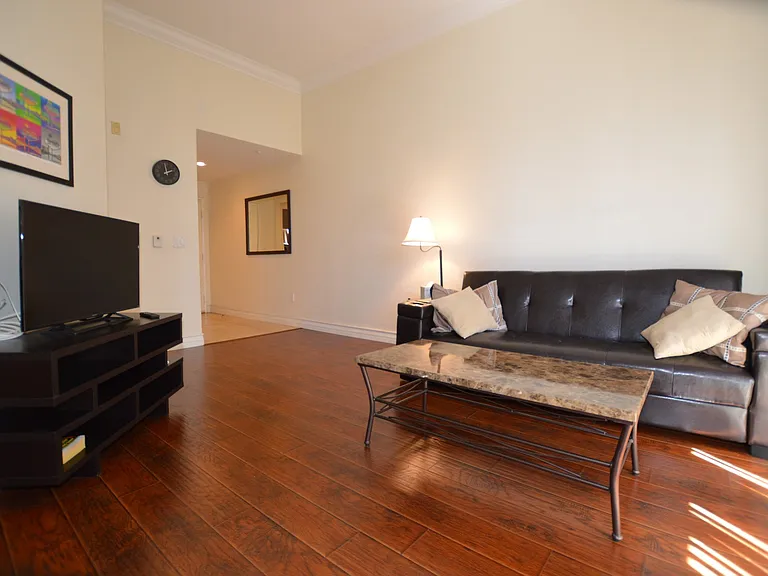 220 E Flamingo Rd #420 — Photo 2