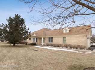 4401 Hammersmith Ln, Glenview, IL