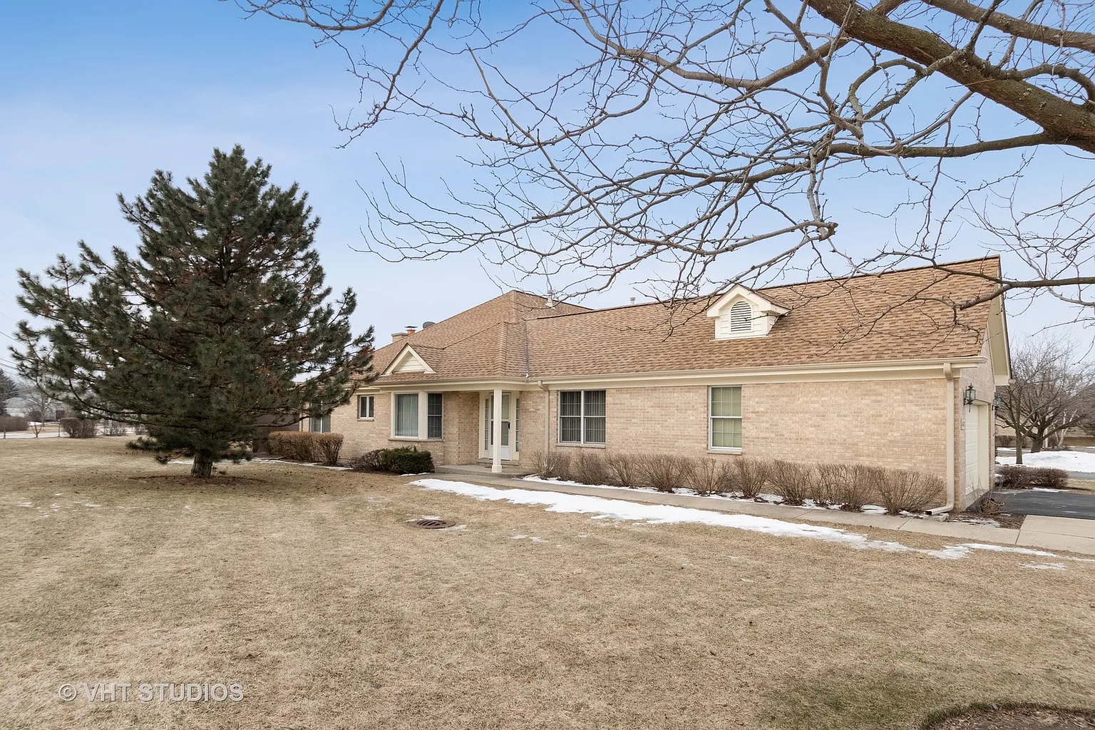 4401 Hammersmith Ln photo 1