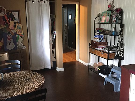 Room off kitchen that can be used for dinette, pantry, more