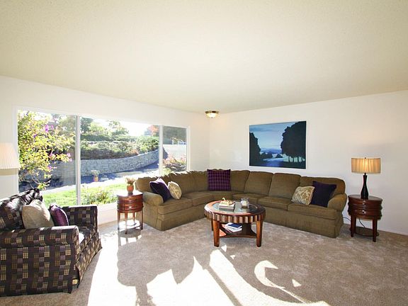 3rd image of 2775 Estates Dr