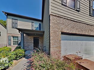 828 Lake Chas, Fairburn, GA 30213