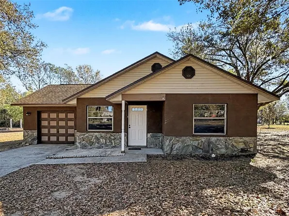 6070 Honeysuckle Ln, Brooksville, FL 34602