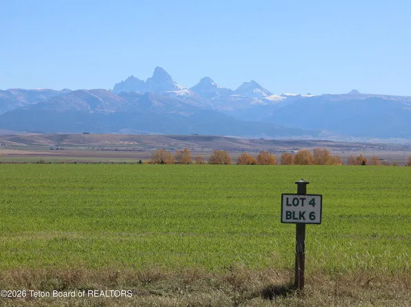 9455 Upper Ranch Ln, Tetonia, ID 83452
