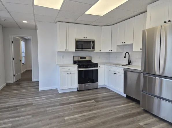 1 W Columbia Ave Suite 1, Palisades Park, NJ 07650