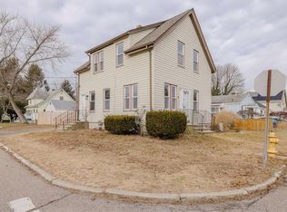 38 Madison St, Pawtucket, RI 02861