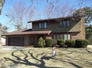 16 E Devonshire Ave, Linwood, NJ 08221