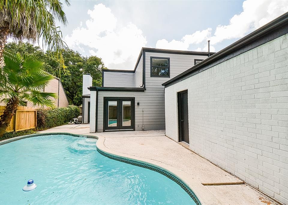 1st image of 10731 Villa Lea Ln